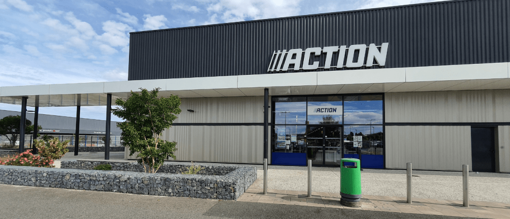 Devanture magasin action Ibos